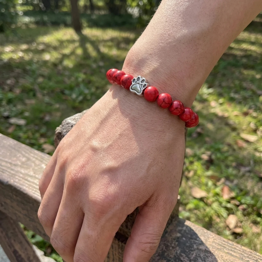 Crimson Armband